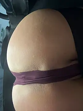 Snapshot of stormyyywinter chatting on January 21, 7:26 am stormyyywinter online show from January 21, 7:26 am