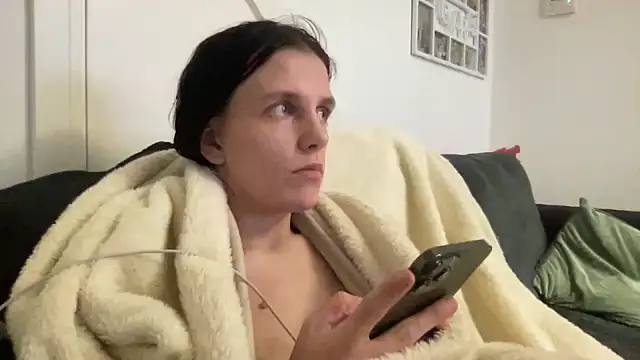 Snapshot of dixie_leigh chatting on February 24, 8:58 pm dixie leigh online show from February 24, 8:58 pm