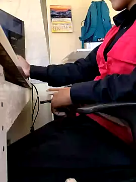 securityhot online show from January 4, 4:43 pm