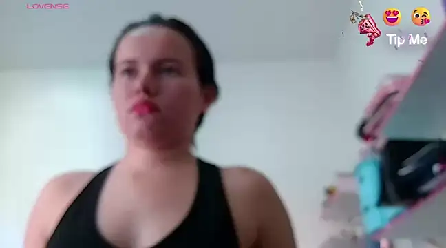 camillebr online show from January 29, 5:35 pm