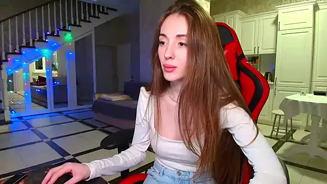 Snapshot of Evelyn_Mooree chatting on January 12, 3:17 am Evelyn Mooree online show from January 12, 3:17 am