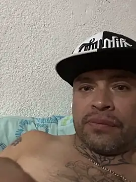 Snapshot of VDorseJHill6 chatting on November 8, 8:03 am VDorseJHill6 online show from November 8, 8:03 am