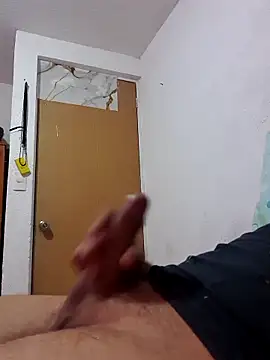 Snapshot of VDorseJHill6 chatting on February 4, 8:20 am VDorseJHill6 online show from February 4, 8:20 am