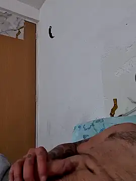 Snapshot of VDorseJHill6 chatting on February 13, 1:40 pm VDorseJHill6 online show from February 13, 1:40 pm