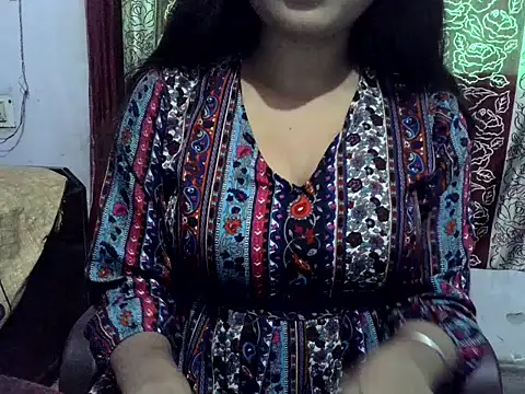 SIYA MAVI online show from November 3, 4:36 am