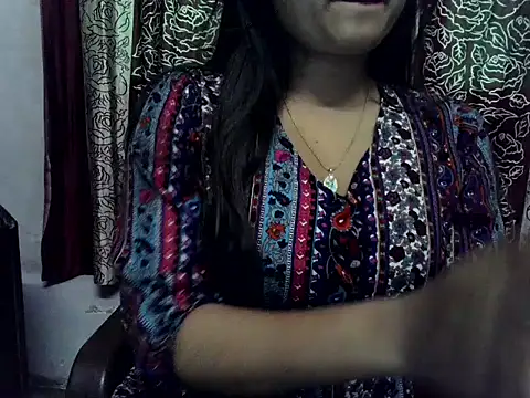 SIYA MAVI online show from January 7, 4:04 am