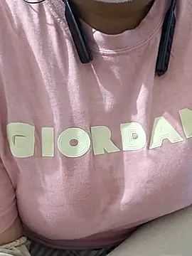 mallupriyapriya online show from April 2, 5:38 am