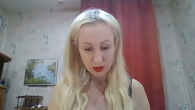 Snapshot of Mariana_har777 chatting on March 22, 2:58 pm Mariana har777 online show from March 22, 2:58 pm