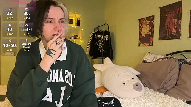 VeryRare TwinS online show from October 31, 8:21 pm