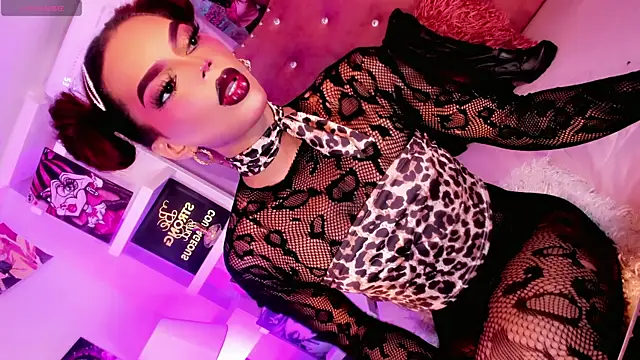 Diva Smith02 online show from July 12, 11:12 am