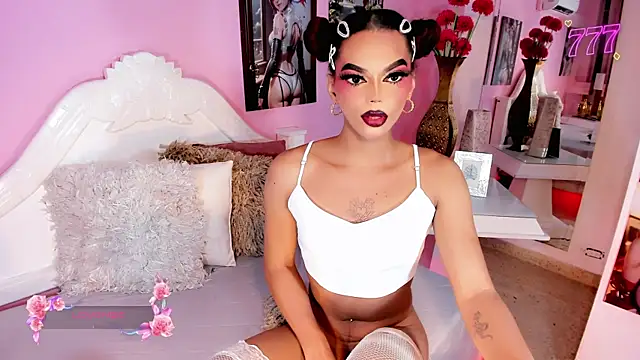 Diva Smith02 online show from July 15, 11:37 am