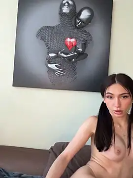 Maddy Jones online show from February 28, 7:46 pm