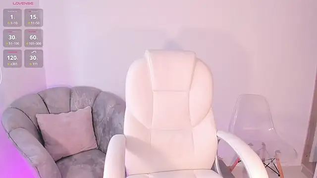 NiiaEvanss online show from January 29, 1:07 pm