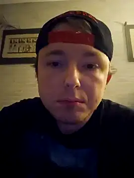 Snapshot of Lucieldark chatting on January 21, 6:12 pm Lucieldark online show from January 21, 6:12 pm