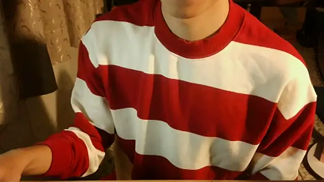 Snapshot of KYU890428 chatting on February 22, 7:01 pm KYU890428 online show from February 22, 7:01 pm