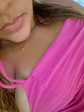 AliceRuivinha2 online show from March 3, 5:07 pm