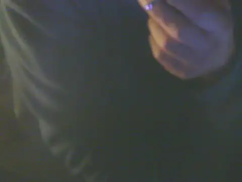 Snapshot of GoloZeusMax chatting on June 20, 7:33 am GoloZeusMax online show from June 20, 7:33 am