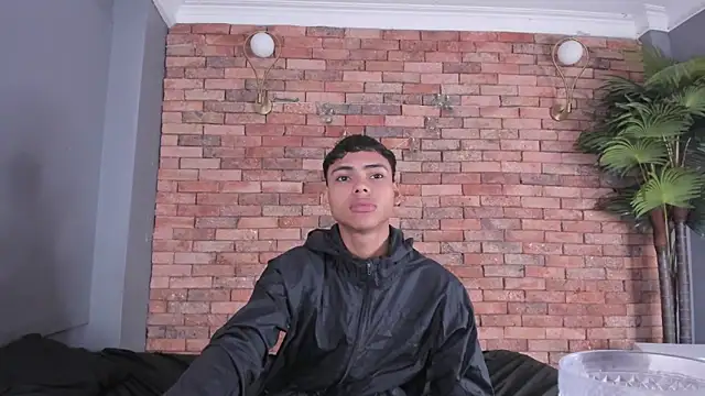 adam piarse01 online show from November 21, 3:16 am