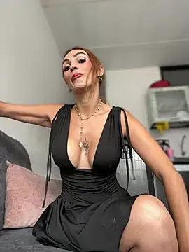Samantha bigboobs online show from March 20, 9:13 pm