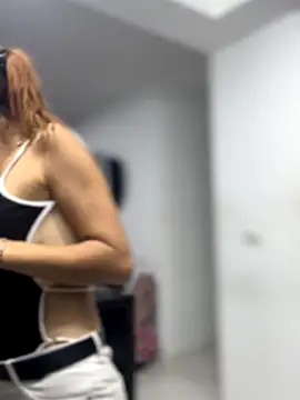 Samantha bigboobs online show from October 2, 10:50 pm