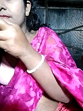 YERY HOT online show from February 11, 8:20 pm