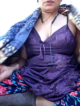 Snapshot of Tanu-Call-Me chatting on January 8, 8:06 am Tanu-Call-Me online show from January 8, 8:06 am