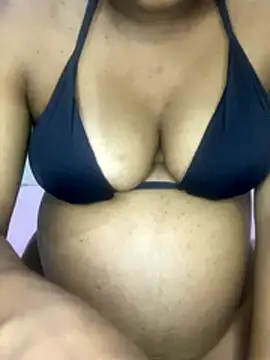 Mariaapimentinha online show from December 16, 12:04 am