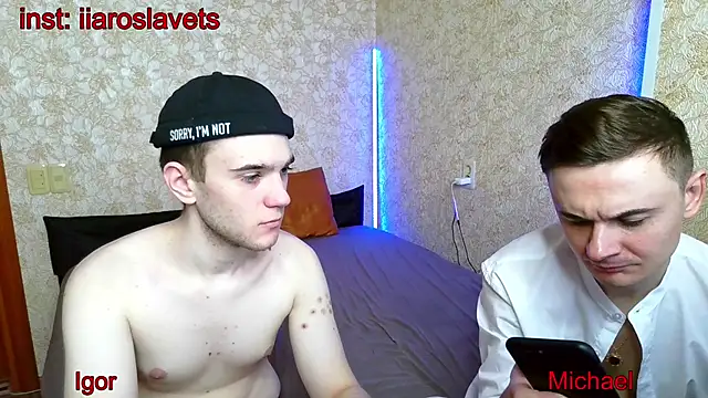 Snapshot of michael_sexdevil chatting on February 9, 12:52 pm michael sexdevil online show from February 9, 12:52 pm