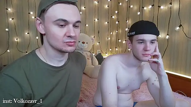 Snapshot of michael_sexdevil chatting on February 17, 6:04 pm michael sexdevil online show from February 17, 6:04 pm