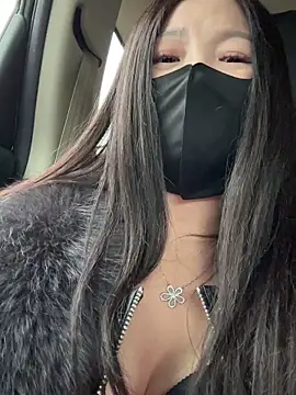 SSSniang- online show from November 18, 12:20 pm