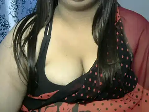 Snapshot of Jenny_lovee chatting on January 6, 12:35 pm Jenny lovee online show from January 6, 12:35 pm