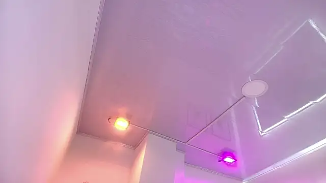 Snapshot of Arianna_sweeet chatting on May 15, 3:46 am Arianna sweeet online show from May 15, 3:46 am