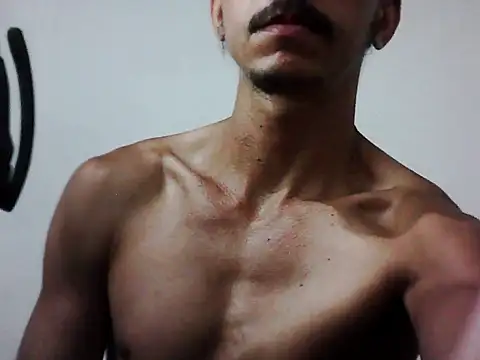 MagrinhoSaradoo online show from November 29, 1:19 am