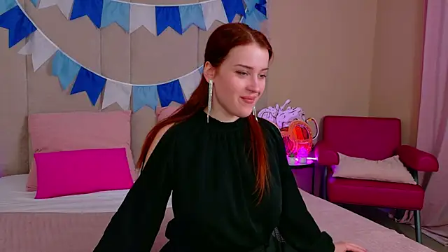 Snapshot of EllieGarson chatting on September 27, 5:07 pm EllieGarson online show from September 27, 5:07 pm