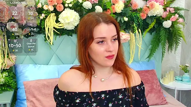 Snapshot of EllieGarson chatting on November 13, 5:01 pm EllieGarson online show from November 13, 5:01 pm