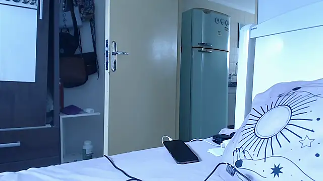 loirascorpio online show from January 29, 12:24 pm