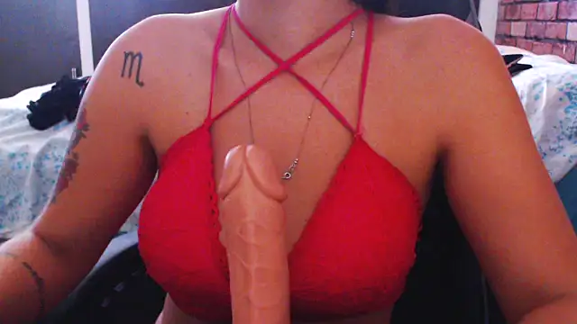 loirascorpio online show from April 28, 5:18 pm