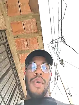 Snapshot of THEGOATHL chatting on November 4, 7:57 pm THEGOATHL online show from November 4, 7:57 pm