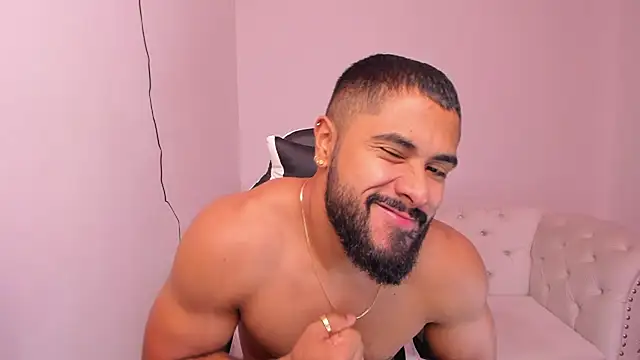 Santiago huntt online show from February 6, 12:37 pm