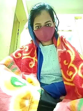 Snapshot of Pooja_cut chatting on January 25, 1:43 am Pooja cut online show from January 25, 1:43 am