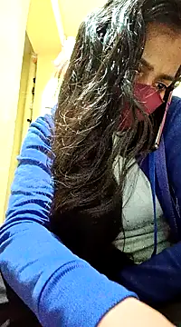 Snapshot of Pooja_cut chatting on February 8, 2:04 am Pooja cut online show from February 8, 2:04 am