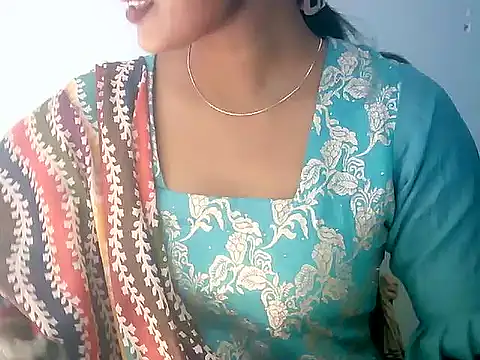 Snapshot of Barbie_183 chatting on November 11, 5:18 am Barbie 183 online show from November 11, 5:18 am