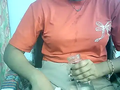 Barbie 183 online show from April 20, 5:21 am