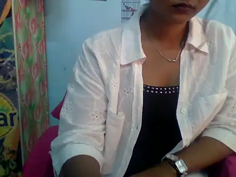 Snapshot of Barbie_183 chatting on June 24, 5:17 am Barbie 183 online show from June 24, 5:17 am