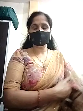 priyancyfun online show from April 14, 4:35 pm