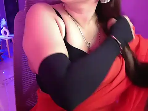 Mitikaa online show from October 7, 2:25 pm