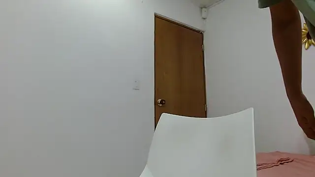 zeus 2025  online show from January 10, 2:13 pm