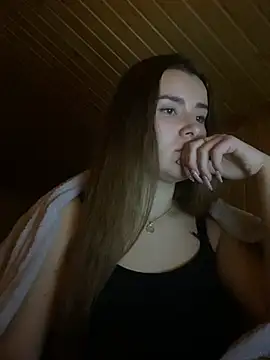 mewKate online show from February 11, 4:02 pm