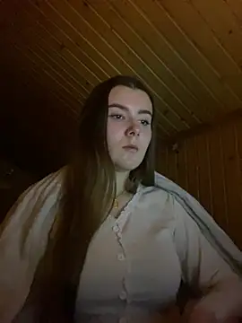 mewKate online show from February 20, 6:35 pm