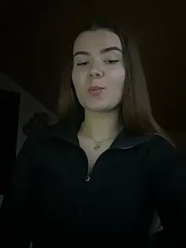 mewKate online show from March 10, 4:25 pm